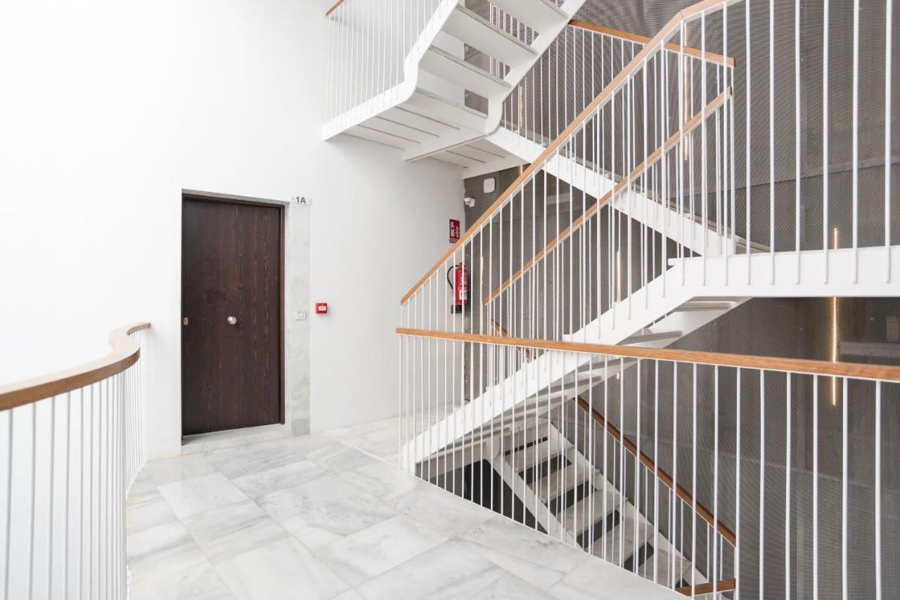 Apartament Breaks *